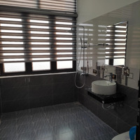 Cho Thuê Nhà Ở Hoặc Kinh Doanh Làm Vp Cty Đều Được.