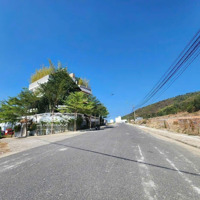 Bán Lô Đất Biệt Thự Gần Biển Đường Triệu Quang Phục - Hòn Xện - Nha Trang