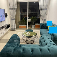 Bán Gấp Căn Hộ H2 Hoàng Diệu Q. 4,Diện Tích69M2 Gồm 2 Phòng Ngủ 2 Vệ Sinh Có Sẵn Nội Thất, Giá Bán 1 Tỷ 720, Có Sổ Hồng