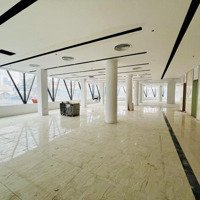 Bán Tòa Nhà Phường Mai Dịch. Diện Tích: ,336M X 9 Tầng. Thông Sàn, Có Hầm. 2 Thang Máy. Sổ Vuông . Giá Bán 293 Tỷ