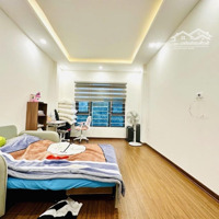 Trung Tâm Hà Đông, 5Tầng Thang Máy, Chỉ Tầm 7 Tỷ, 2 Thoáng, Gần Ô Tô, Sđcc, Liên Hệ: 0962797596.