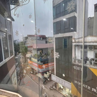 Cho Thuê Nhà Làm Văn Phòng Hoặc Ở Tại Mặt Phố Nguyễn Công Hoan, Ba Đình - 105M2 - 13 Triệu/Tháng
