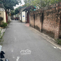 Đất Đông Dư, Thông Số Đẹp,Nở Hậu,Ô Tô Vào Nhà, Ngay Gần Hồ Điều Hoà,Gần Vin 1, Giao Thông Thuận Lợi