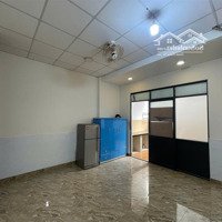 Cho Thuê Phòng Rộng 31M² Bao Gồm Nội Thất Cơ Bản - Dọn Vào Ở Ngay