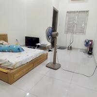 HOT! Nhà 2 lầu ST mặt tiền hẻm xe hơi Nguyễn Thị Xiếu, Quận 7