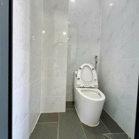 1 Phòng Ngủ Tách Bếp Full Nt Thoáng Rộng 5P Đến Đh Vl Đh Iuh