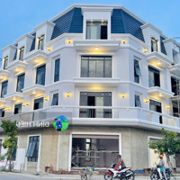 Bán Nhà Phố 4 Tầng, Hoàn Thiện Mặt Ngoài Đối Diện Mặt Biển Chỉ 7.2 Tỷ 100M2 Đất