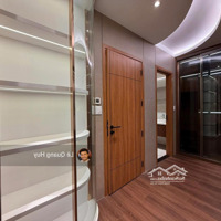 Nhà Phố Siêu Đẹp Mới Ra, Lakeview 5X20M 4 Tầng Decor Đẳng Cấp, Vào Ở Liền, Hạ Giá Bán Nhanh