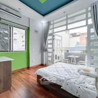 Cho Thuê Căn Hộ Studio Full Nội Thất Hướng Về Sân Bay, Thuận Tiện Di Chuyển Sang Các Quận Trung Tâm