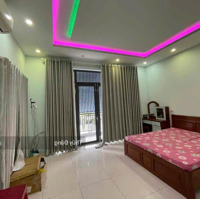 Bán Nhà Đẹp 3 Tầng Mặt Tiền Đường Dương Trí Trạch, Cách Biển Phạm Văn Đồng Vài Trăm Mét