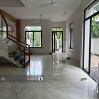 Lakeview City Nhà Phố Góc Sân Vườn View Hồdiện Tích160M2 3 Lầu Giá Thuê 30 Triệu/Th Đường 25M Liên Hệ: 0907860179