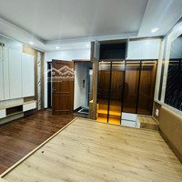 Phố Giang Văn Minh, Ngõ Thông, Gần Ngay Phố, 2 Thoáng, Thang Máy, Mới Đẹp, Full Đồ, Ở Luôn 41Mx6T