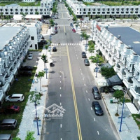 Nhà Hiện Đại 1 Trệt 2 Lầu Diện Tích Sử Dụng 250M2 Ngay Tthc - Ngân Hàng Hỗ Trợ 80%