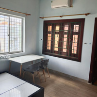 Cho Thuê Phòng Trọ 20M2. Giá Bán 4,3 Triệu. Hẻm 6 Mét. Gần Sân Bay Và Công Viên Gia Định.