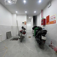 Cần Bán Gấp Chmn Mới - Trần Cung S= 43M2 - Tổng 9Phòng Khép Kín Giá Bán 10,8 Tỷ Cho 40 Triệu/ Tháng