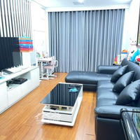 Cầu Giấy-Ô Tô Đỗ Cửa- Dân Xây - Gần Phố - Hai Thoáng - Kinh Doanh -Dòng Tiền- Tặng Nội Thất