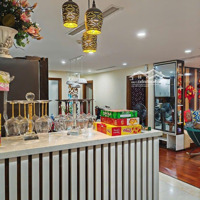Bán 4 Ngủ Giá Tốt Nhầt Khu R Goldmark City 136 Hồ Tùng Mậu
