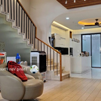 Căn Nhà Siêu Đẹp 5M, Full Nội Thất Cao Cấp, Gần Trường Học, 5X20,5M Hầm 4 Tầng, Sổ Hồng Riêng