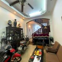 Bán nhà Tôn Đức Thắng 37m2 nhà đẹp ngõ to đẹp lô góc 3 mặt thoáng 7.68 tỷ