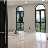 Cho Thuê Nguyên Căn Cách Mạng Tháng Tám 3/2 Hà Đô Giá Tốt Chỉ 50 Triệu P.12 Q10 0932723936 Tâm