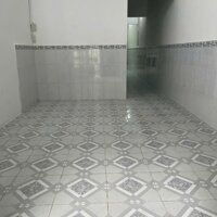 nhà 5,9 triệu 3 phòng ngủ gần Mít Nài