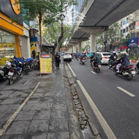 Gia Đình Bán Chia Tài Sản Nhà Mặt Phố Cầu Giấy, 208M, Thuê Ổn Định 180 Triệu/Tháng