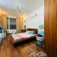 Bán Nhà Phân Lô Trần Quốc Hoàn 55M2 5 Tầng Lô Góc 3 Thoáng Ngõ Thông Ô Tô Vào Nhà Giá Bán 19.5 Tỷ