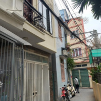 Nhà Dân Xây Ở Văn Phú, Hà Đông, 40M2 6 Phòng Ngủ Gần Chợ Văn La, Gần Phố, Tiện Ích, Ở Sướng
