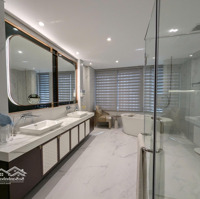 Biệt Thự Siêu Vip Compound Sân Bay, Cực Đẹp, Nội Thất 23 Tỷ, Xem Là Mê, Chỉ 66 Tỷ