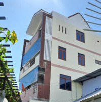 Chính Chủ Gửi Bán Nhà Tt Tp Nha Trang Gần Biển Nhà 4 Tầng Với 5 Phòng Ngủ 5 Vệ Sinh 84M2 Mặt Tiền 7,15