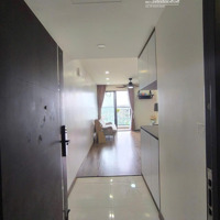 Chủ Cần Bán Gấp 2 Ngủ , 58.6M2 , Full Đồ , Tầng Trung , Hướng Mát , Giá Bán 3.850 Tỷ Bao Phí