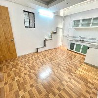 Phòng Tầng Trệt Cho Người Lớn Tuổi - Nhà Góc 2 Mặt Tiền Thoáng Mát Gần Sông