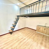 Gác Gỗ Cao Thoáng Nhà Góc 2 Mặt Tiền Lê Văn Lương Gần Đại Học