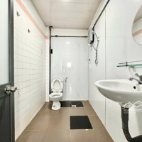 Cho Thuê Gấp Căn Hộ Thang Máy 30M2 Tại Hai Bà Trưng, Tân Định, Q1, Hcm