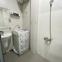Phòng studio siêu rộng ban công ngay trung tâm Q4