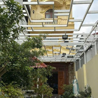 Nhà Nội Thất Gỗ Đỏ, 1 Trệt 3 Lầu 1 Tum Tại Trung Tâm Lái Thiêu,Diện Tíchsàn 586M2 Giá Cả Thương Lương