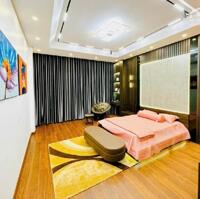 Nhà đẹp Yên Nội 35.6m2- 5 tầng, ngõ nông, ô tô gần phố, giá 4.9 tỷ