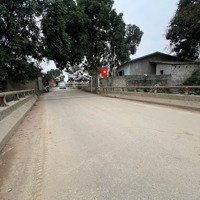 Chủ Cần Tiền Nên Bán Lỗ Lô Đất Bám Suối Nằm Ở Mặt Đường Chính Liên Tỉnh