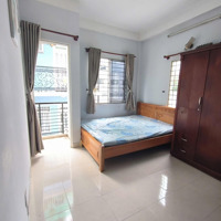 Cho Thuê Nhà Trọ 30M2 Đường Nguyễn Trãi, Quận 1 Có Ban Công Gần Chợ Bến Thành Ngay Đh Ngân Hàng