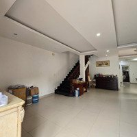 Bán Cặp Biệt Thự Đẹp Nhất Khu Biệt Thự The Oasis Kdc Việt Sing, Thành Phố Thuận An, Bình Dương.