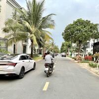 Bán nhà nguyên căn 1 trệt 2 lầu ngay Aeon Tân An