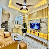 Nhà Này Ko Mua Thì Mua Nhà Nào Nữa Anh Chị Em Ơi
Đẹp Nhất Phố Định Công, Hoàng Mai. Tặng Full Nội