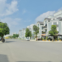 Bán Gấp Biệt Thự 200M Khu Compound An Ninh 24/24 Giá Bán 25 Tỷ, Liên Hệ: 0358682359 Xem Nhà Và Lv Chính Chủ
