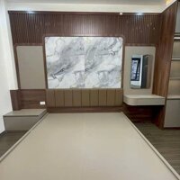 Nhà Đẹp Gần Đường Ô TÔ Tam Trinh, Hoàng Mai 27m, 5 tầng, mt 3.2m, giá 5.95 tỷ.