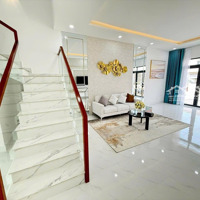 Nhà Phố Liền Kề Mặt Tiền 32M Đại Lộ Hùng Vương - Tp. Bến Cát - Bình Dương. Giá Bán 2,9Tỷ