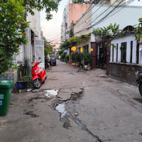 Hẻm Hồ Bá Phấn - Diện Tích To - Bề Ngang Khủng - Chỉ 5 Phút Ra Metro