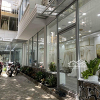 Bán Nhà Đường Lớn Sư Vạn Hạnh, P12, Quận 10, Trệt 2 Lầu, Giá Bán 33.5 Tỷ- Hđ Thuê 50 Triệu
