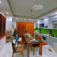 Nhà Phụng Châu Căn Góc Ôtô Đỗ Cổng 60M 4T Hơn 3Tỷ