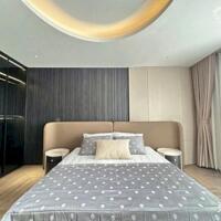 Bán nhà Bồ Đề - Gần cầu Chương Dương. Lô Góc - Thang Máy - Gara Ô tô. Lh 0965858116