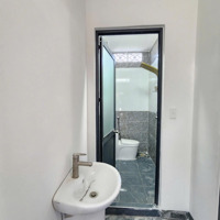 Bán Nhà Trệt Lầu Gần Chợ Chí Hùng